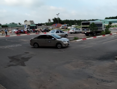 Bằng lái xe B1 có lái được xe kinh doanh hay xe công ty không?